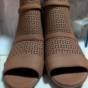 Easy Street Tan Peep-Toe Heels